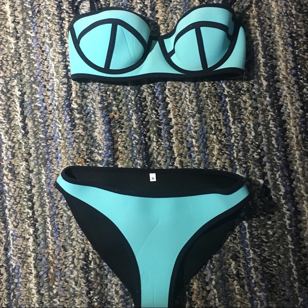 Aqua Blue Bikini (New)